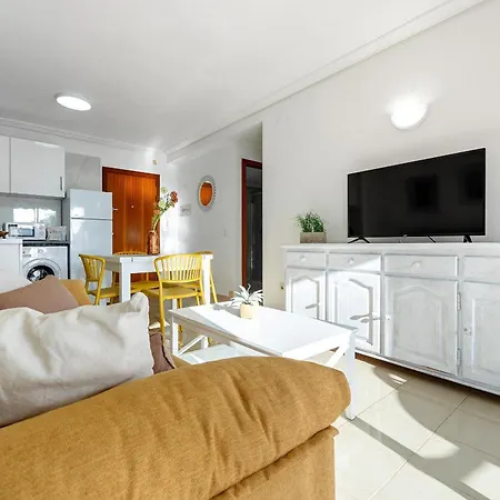 Albeniz Superior Apartment *